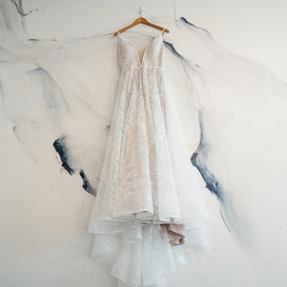 Wtoo by Watters Bex Wedding Dress - Picture 6 of 11